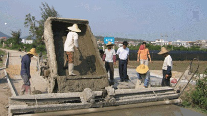 二級建造師考試市政實(shí)務(wù)知識點(diǎn)：混凝土面板模板、鋼筋安裝、攤鋪與振動